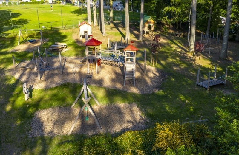 Aire de jeux d'aventure